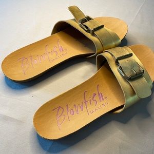 Blowfish Malibu sandals size 10